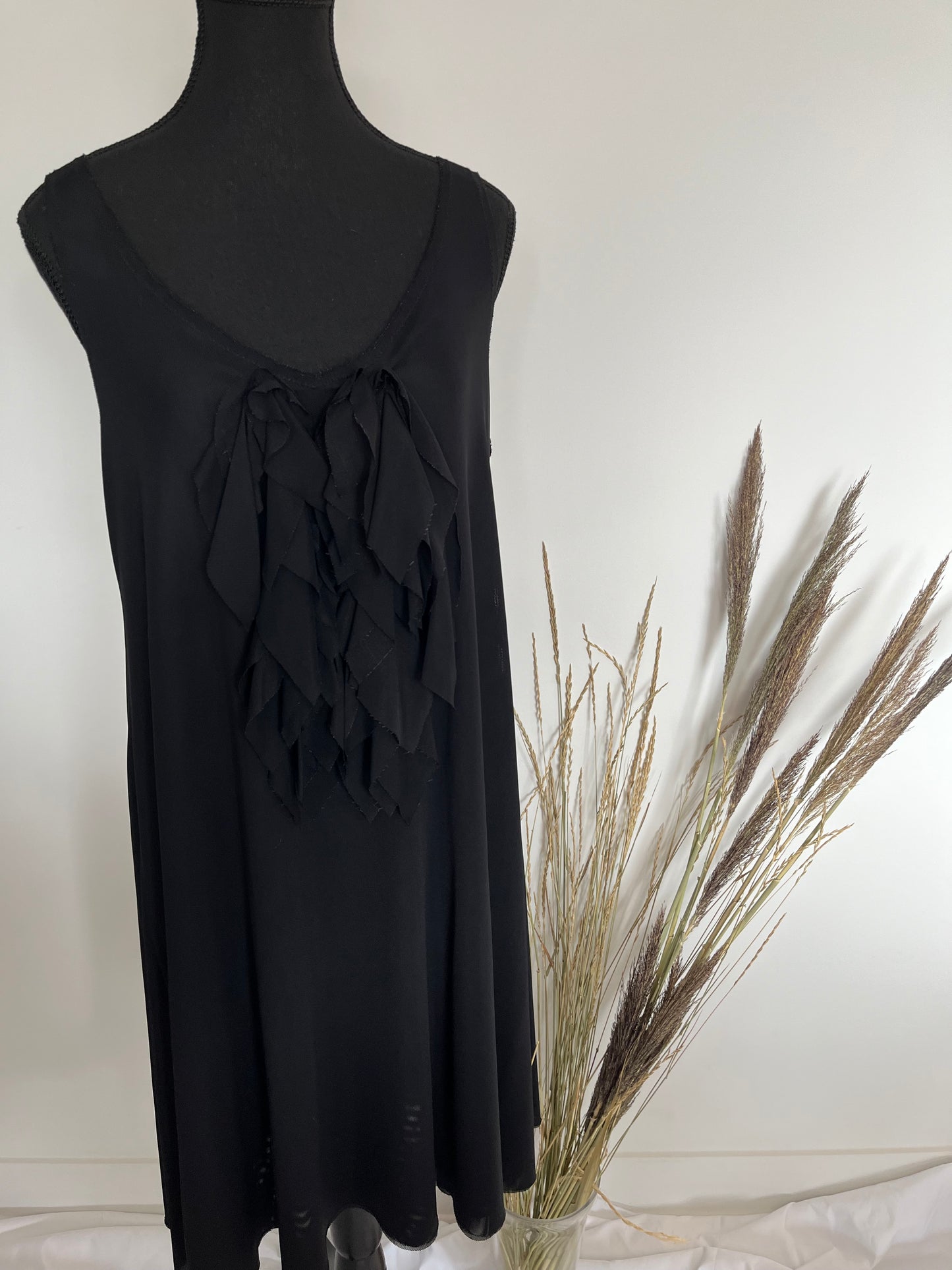Robe Marie Saint Pierre - Vue avant sur mannequin et fond blanc