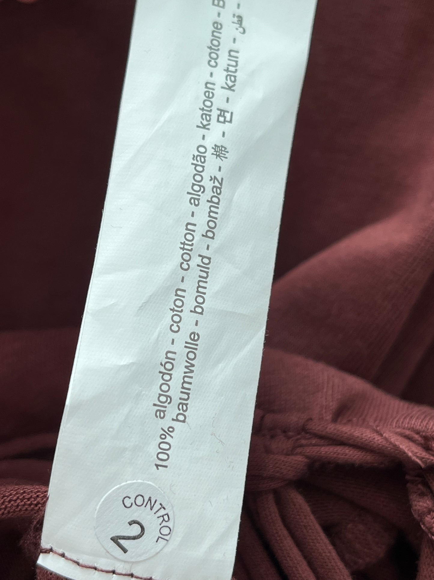 Robe Zara - Vue sur l'étiquette de composition