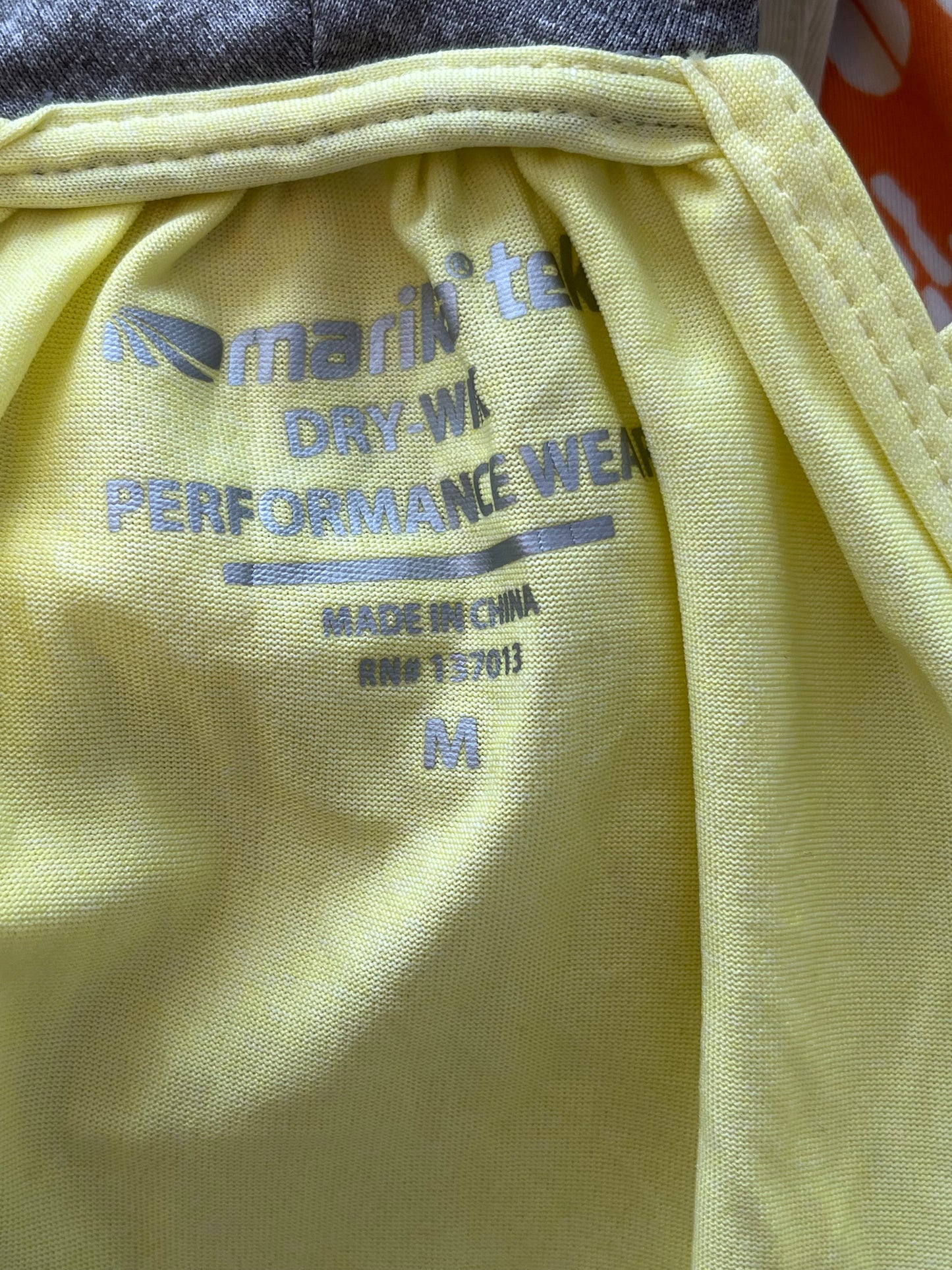 Camisole Marika Tech - Étiquette de taille et de marque