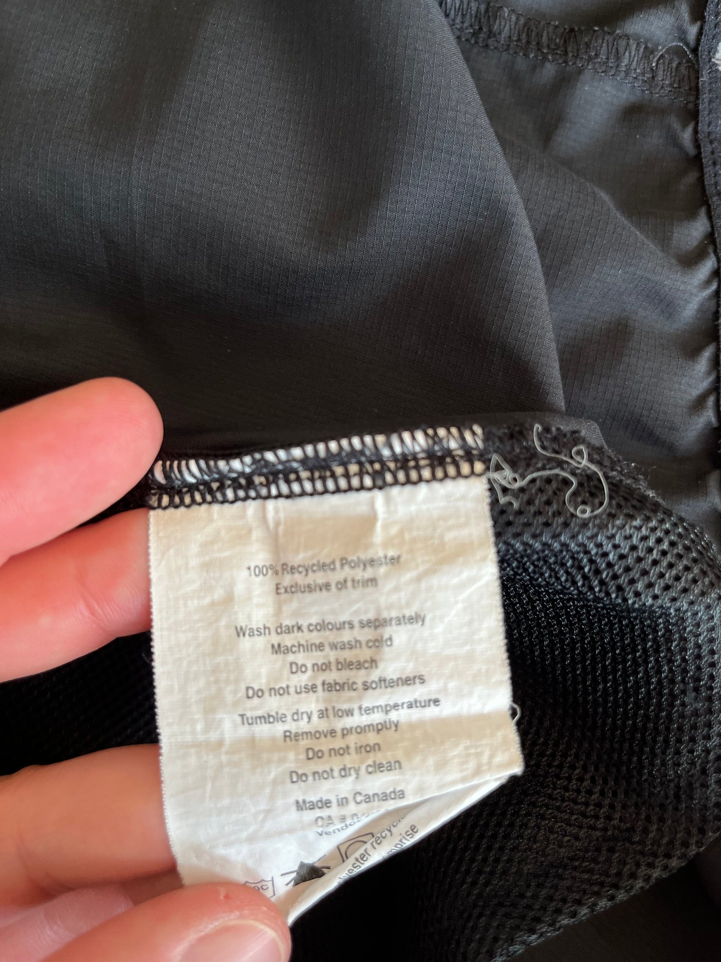 Manteau noir sport sans capuchon (M)