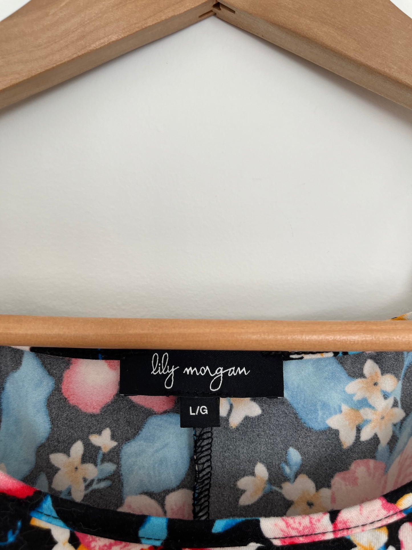 Robe Lily Morgan - Étiquette de marque et taille