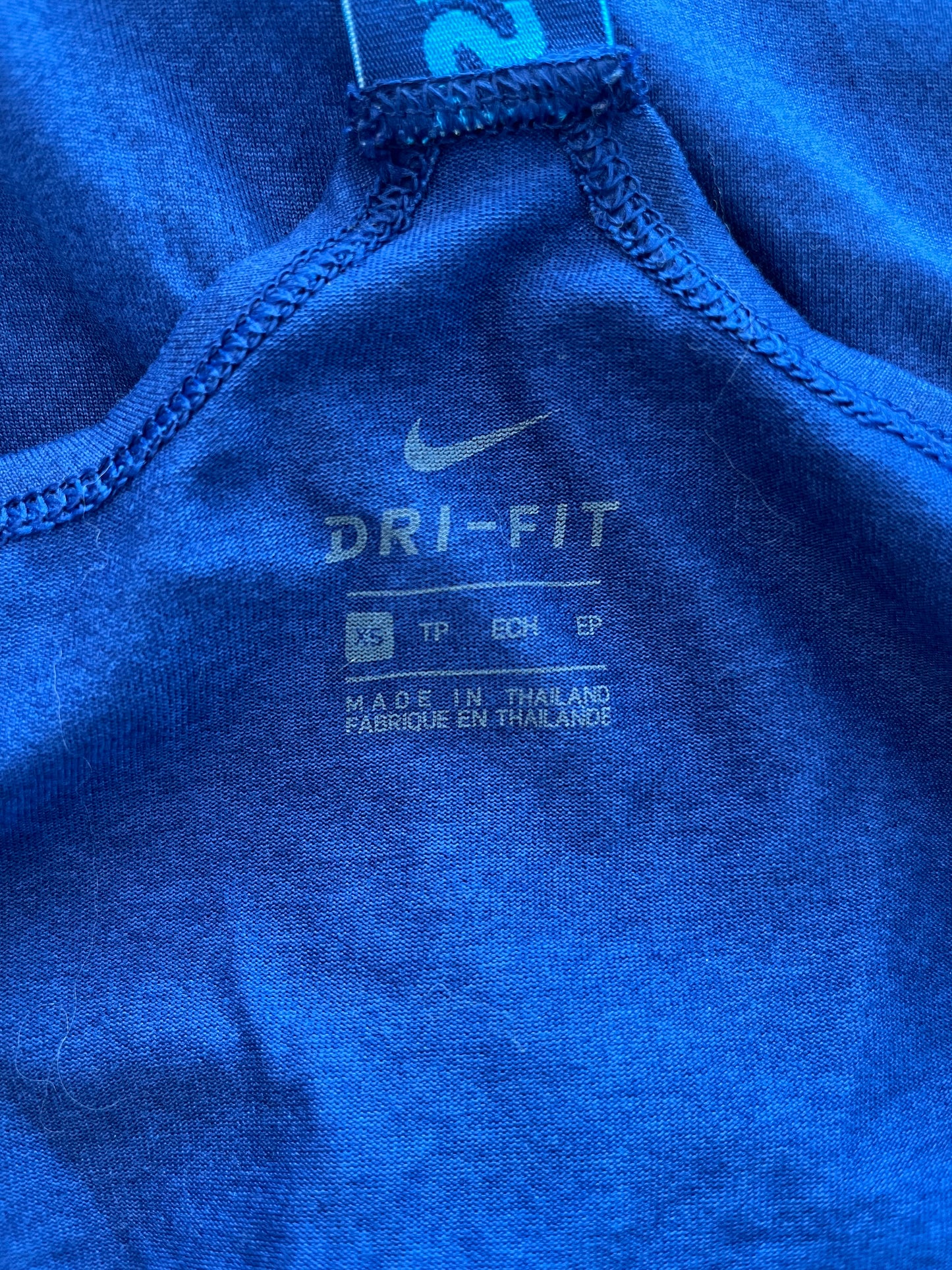 Camisole Nike - Étiquette de marque et de taille