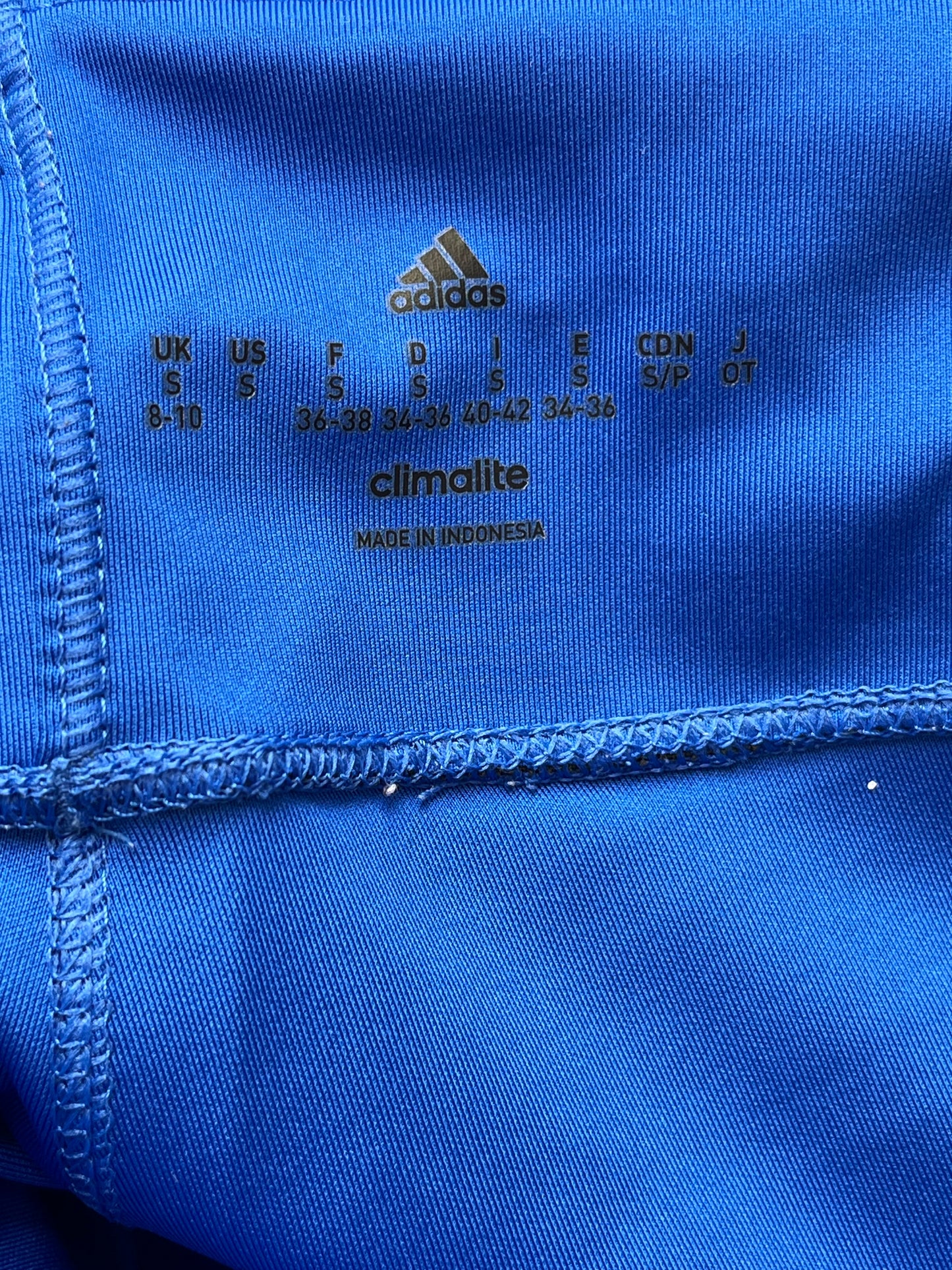 Leggings Adidas - Étiquette de taille et de marque