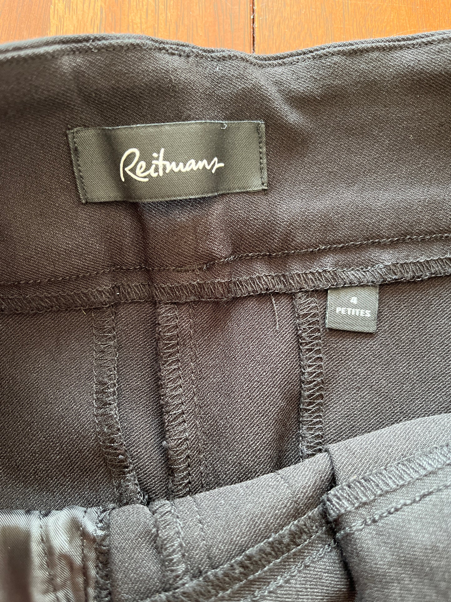 Pantalon Reitmans - Étiquette de marque et taille