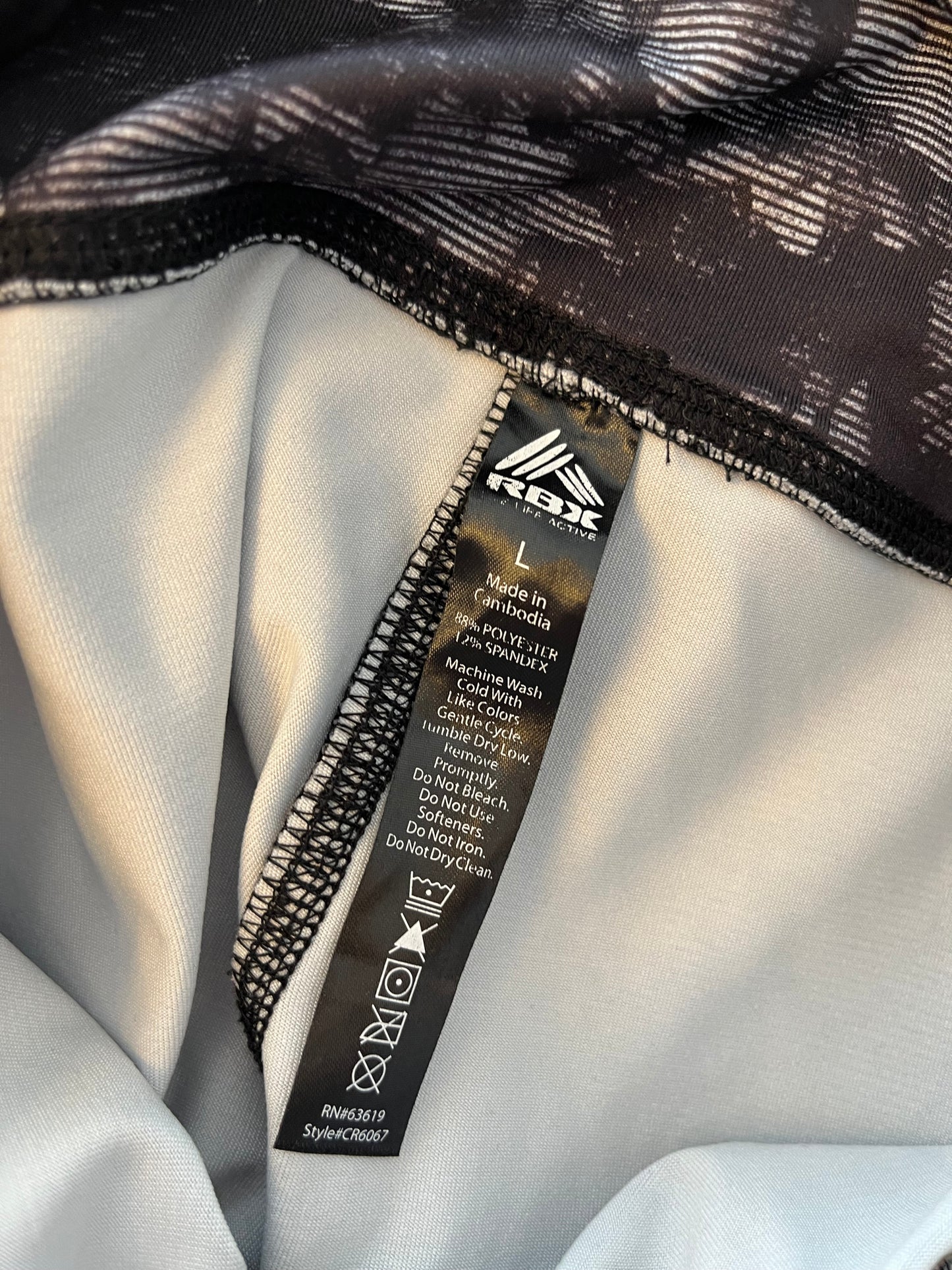 Leggings RBX - Étiquette de marque et de taille