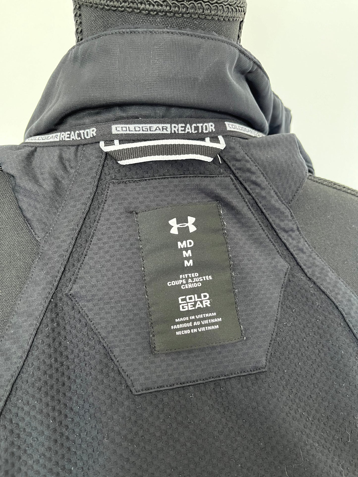 Veste sans manches Under Armour - Étiquette de marque et taille