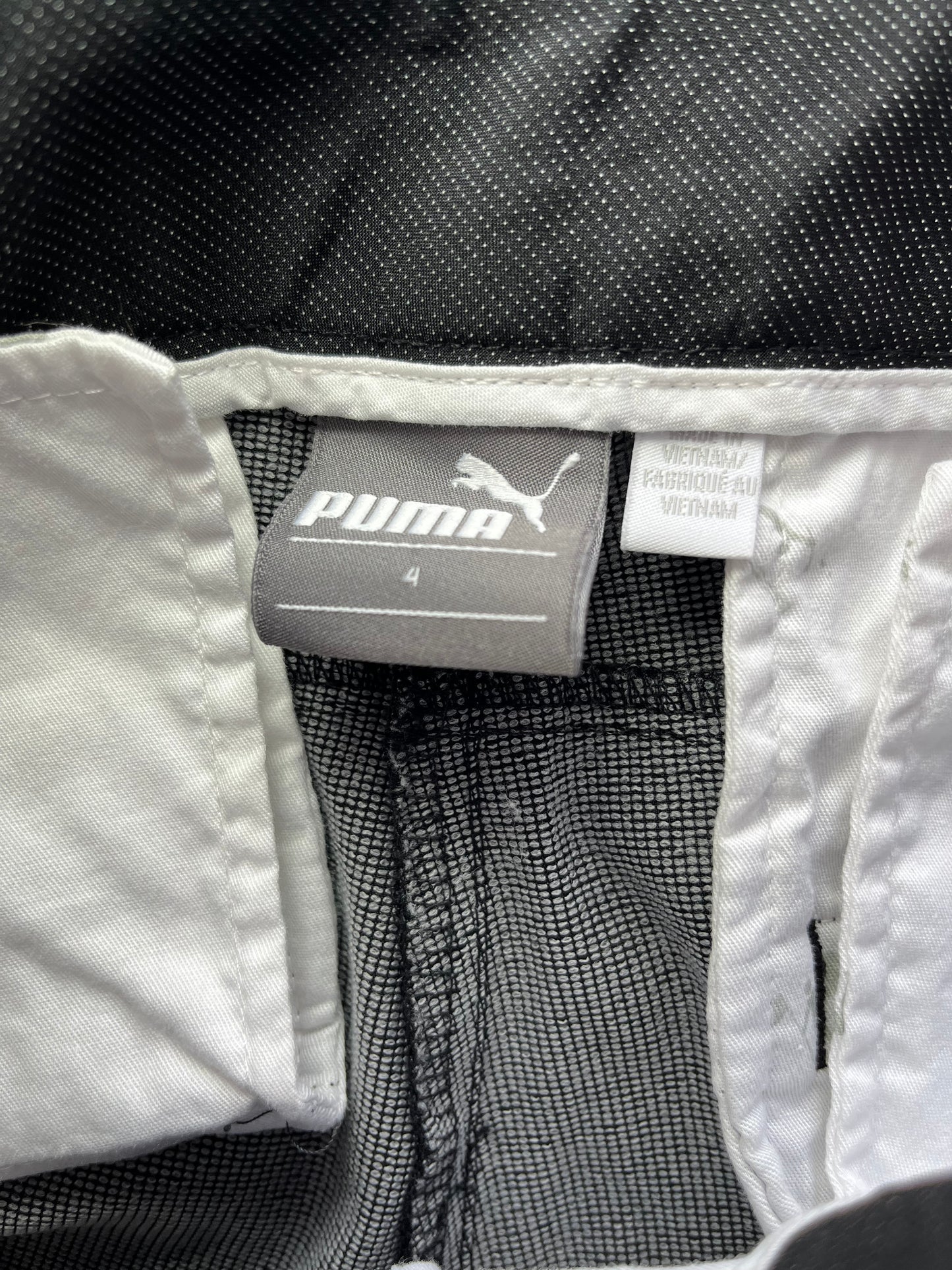 Pantalon Puma - Étiquette de taille et de marque