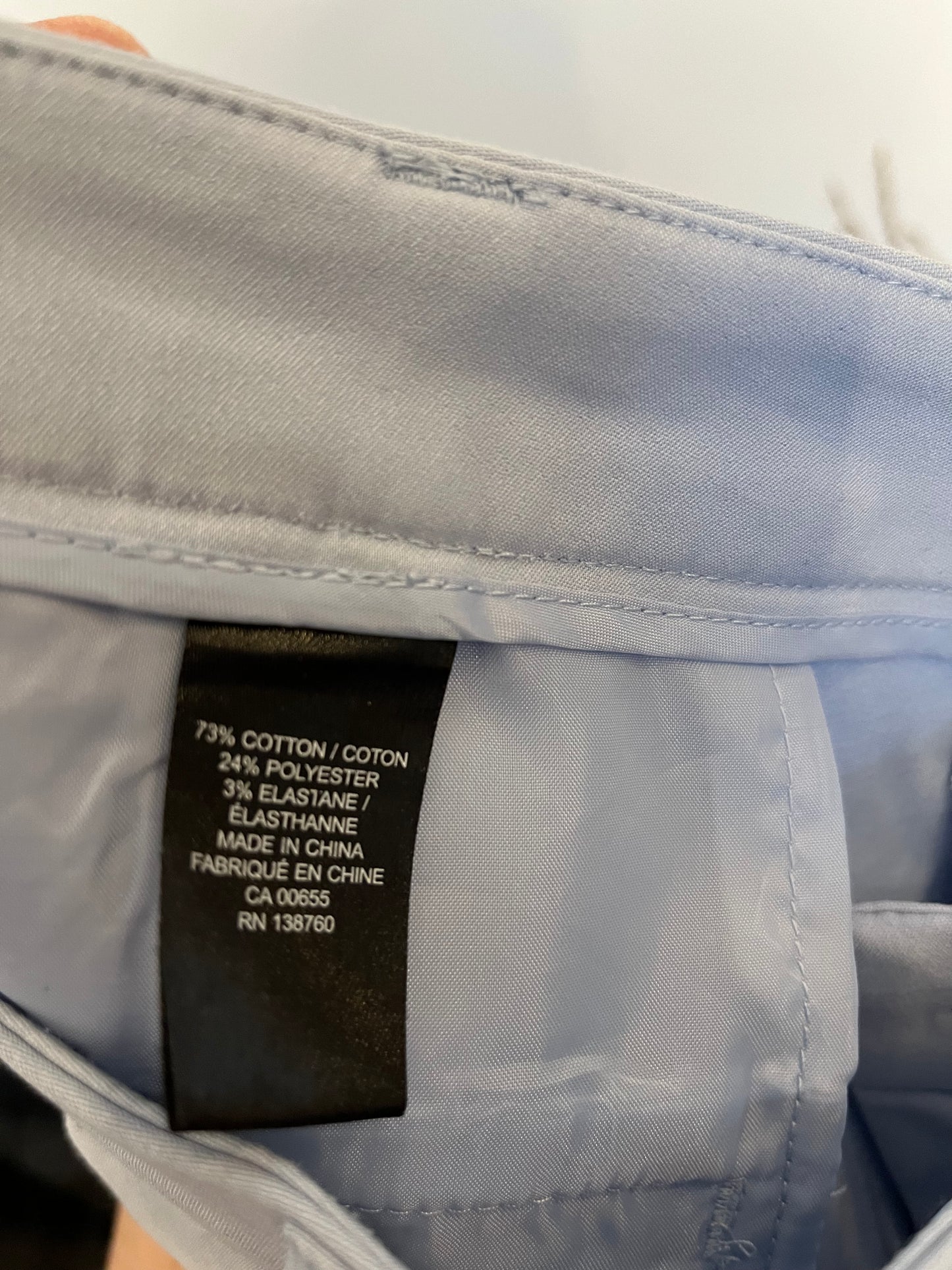 Pantalon bleu pâle (P)