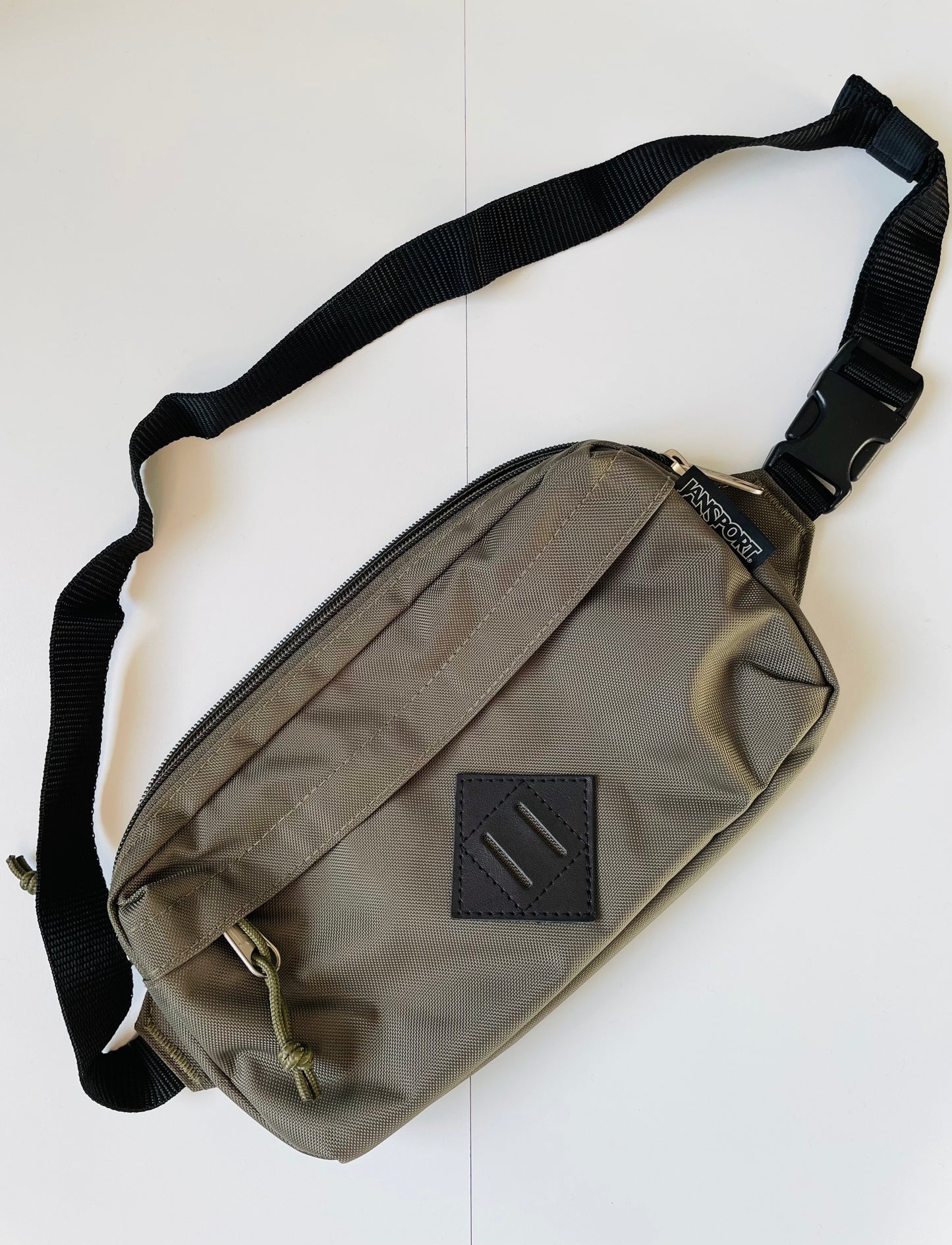 Jansport - Sac banane kaki