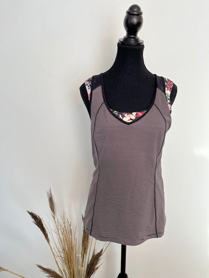 Camisole Lululemon - Vue avant sur fond blanc et sur mannequin