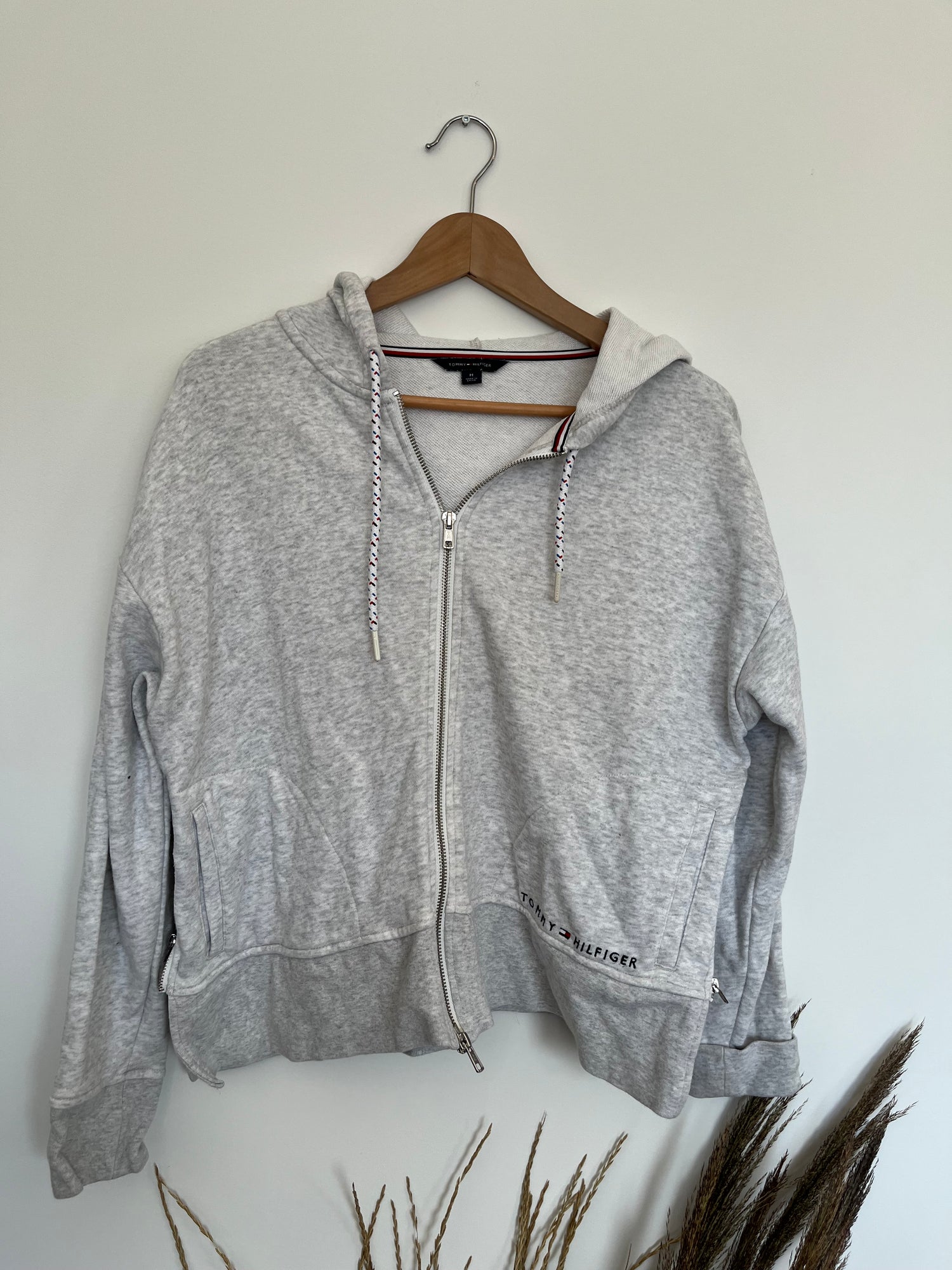 Veste Tommy Hilfiger - Vue avant sur fond blanc
