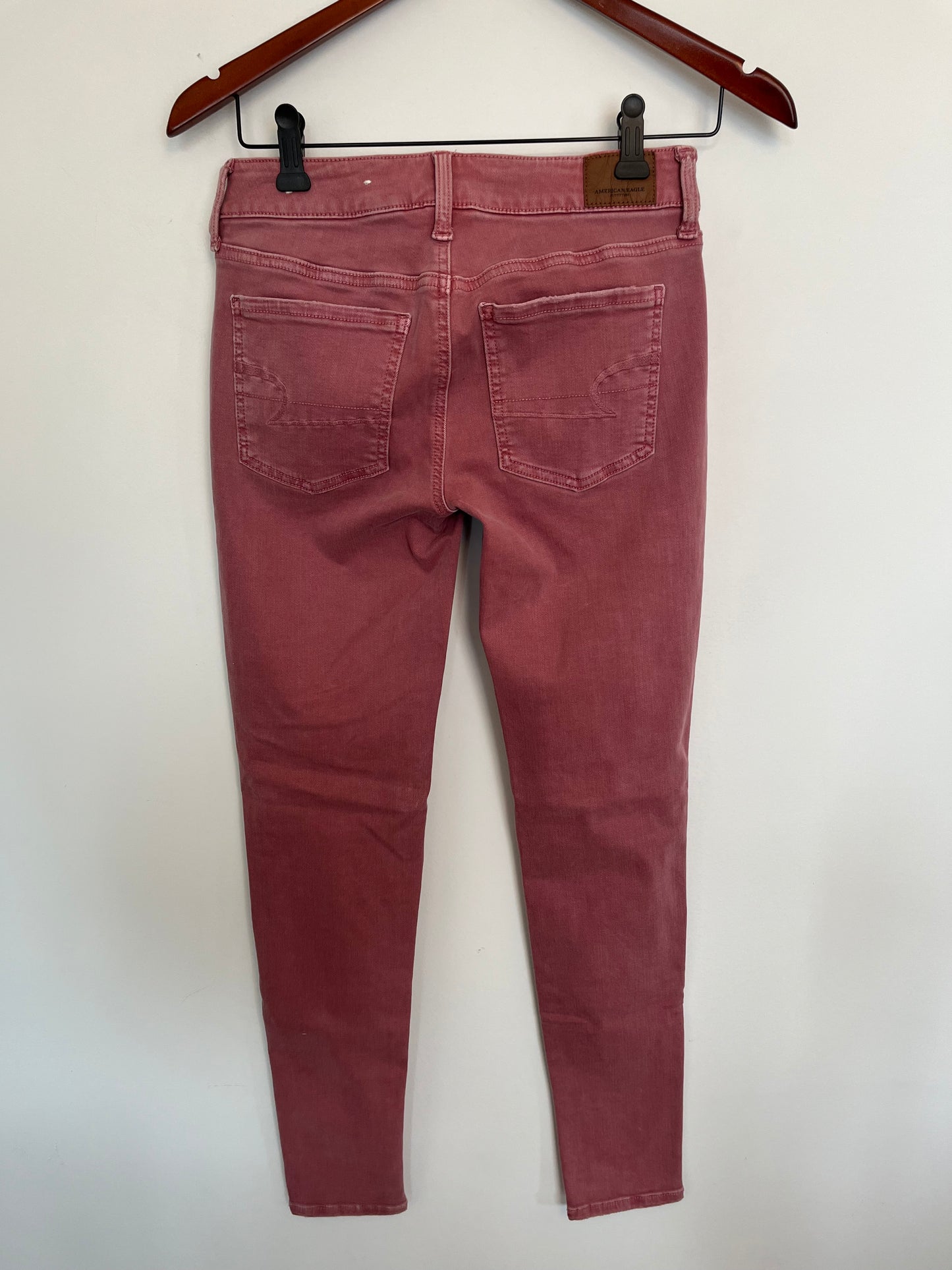 Jean American Eagle - Vue arrière sur fond blanc