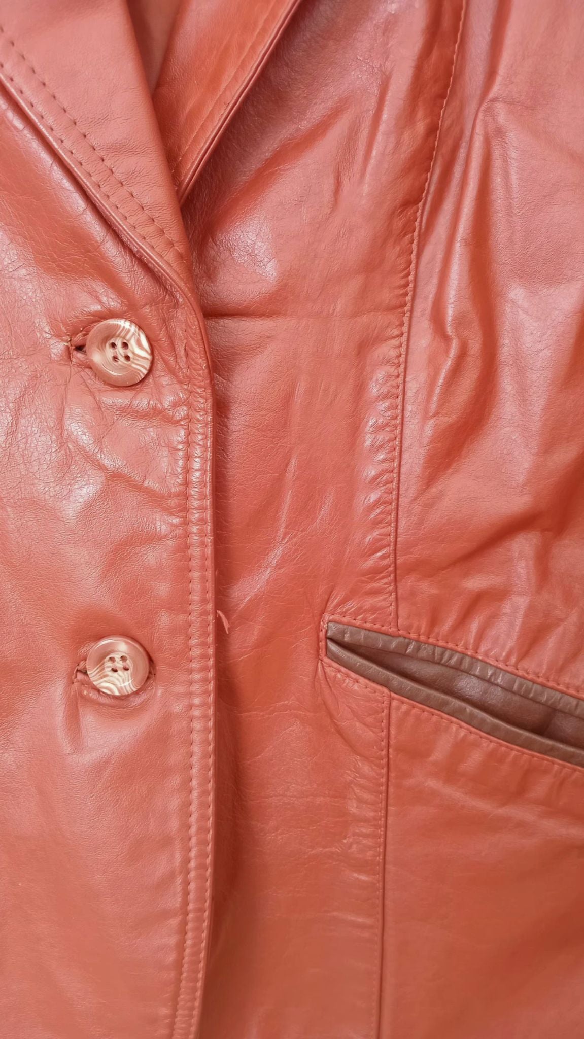 Manteau en cuir vintage (P/M)