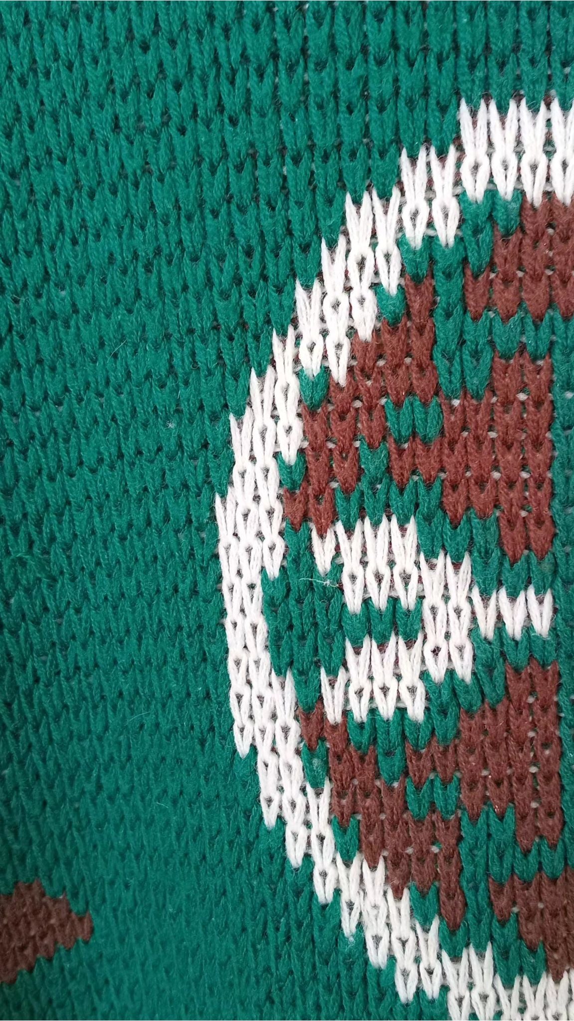 Chandail tricot vintage à motifs (G)