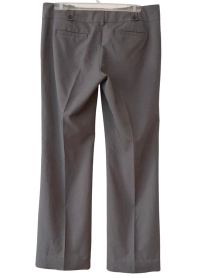 Pantalon gris texturé, taille moyenne