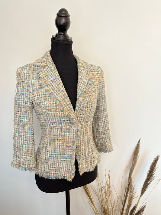 Veston Zara - Vue avant sur mannequin sur fond blanc