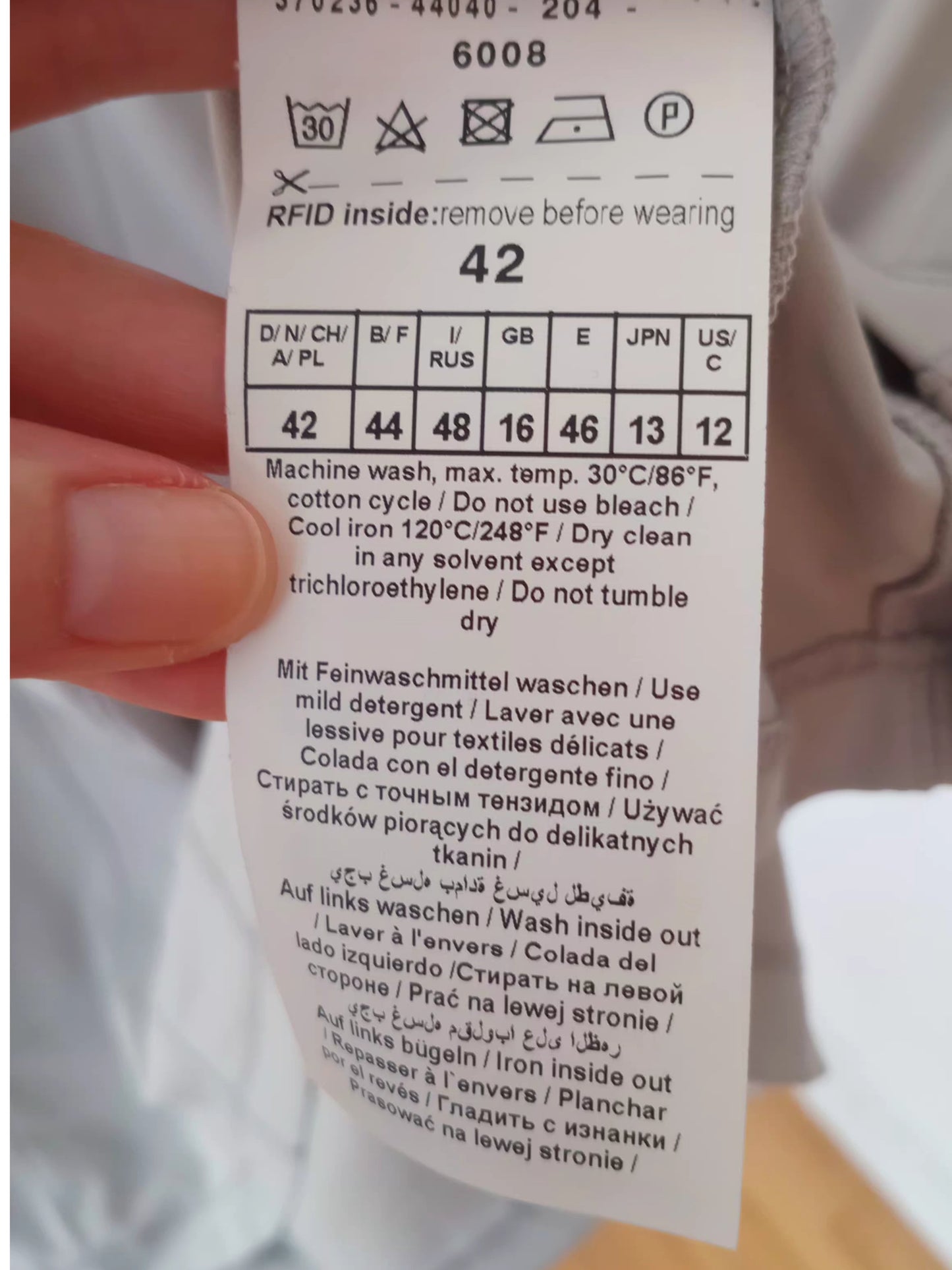 Camisole de sport gris pâle