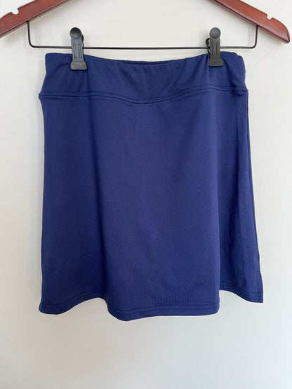 Jupe short Ekouer - Vue avant sur fond blanc