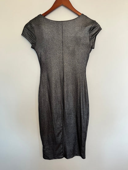 Robe Jessica Simpson - Vue arrière sur fond blanc