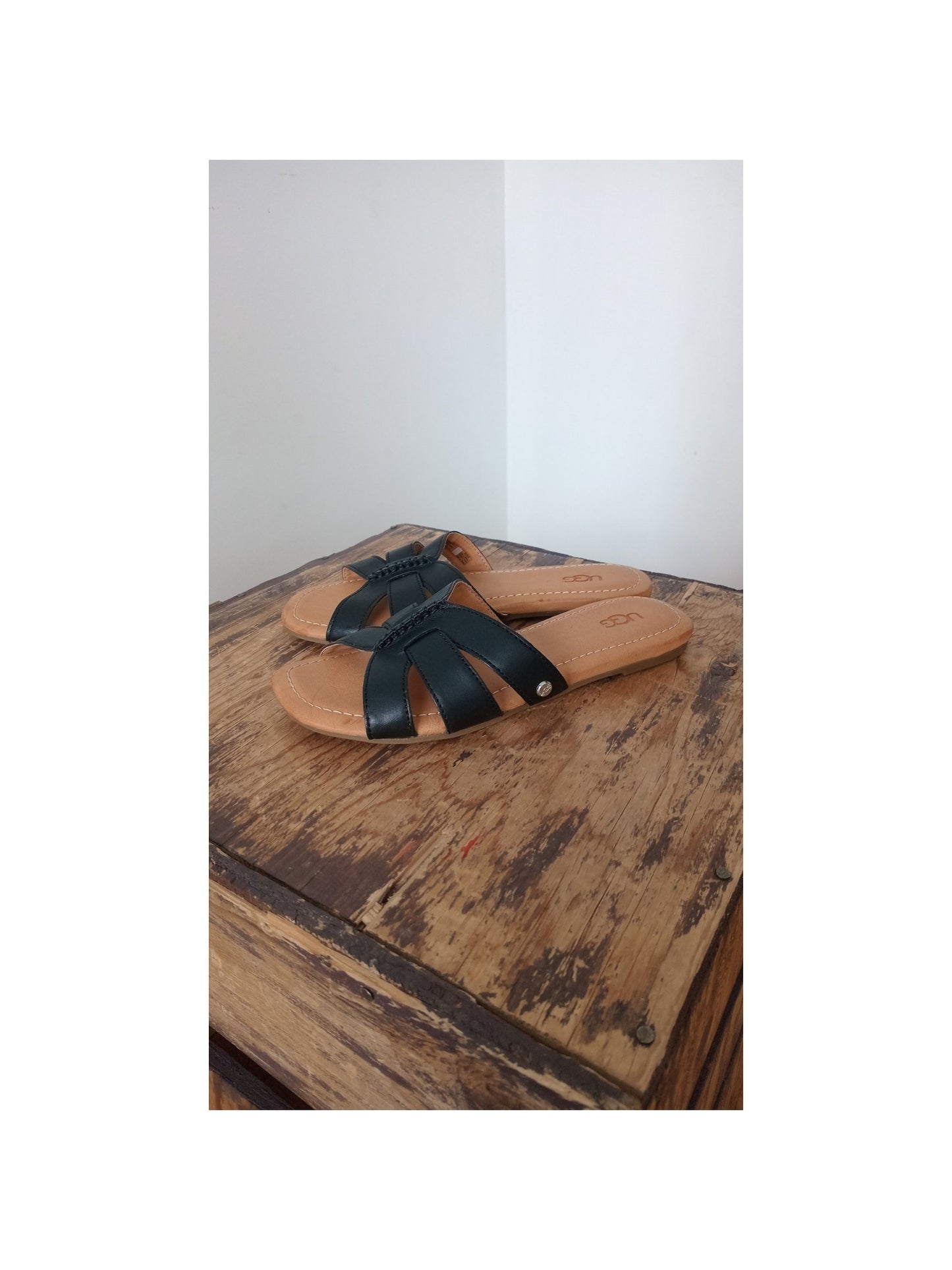 Sandales slip-on noire et taupe (6)