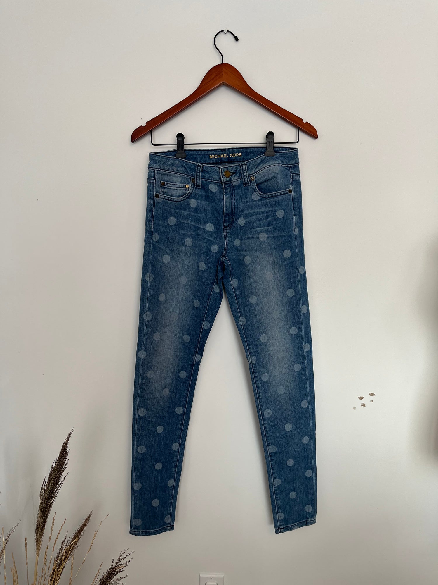 Jeans Michael Kors  - Vue avant sur fond blanc