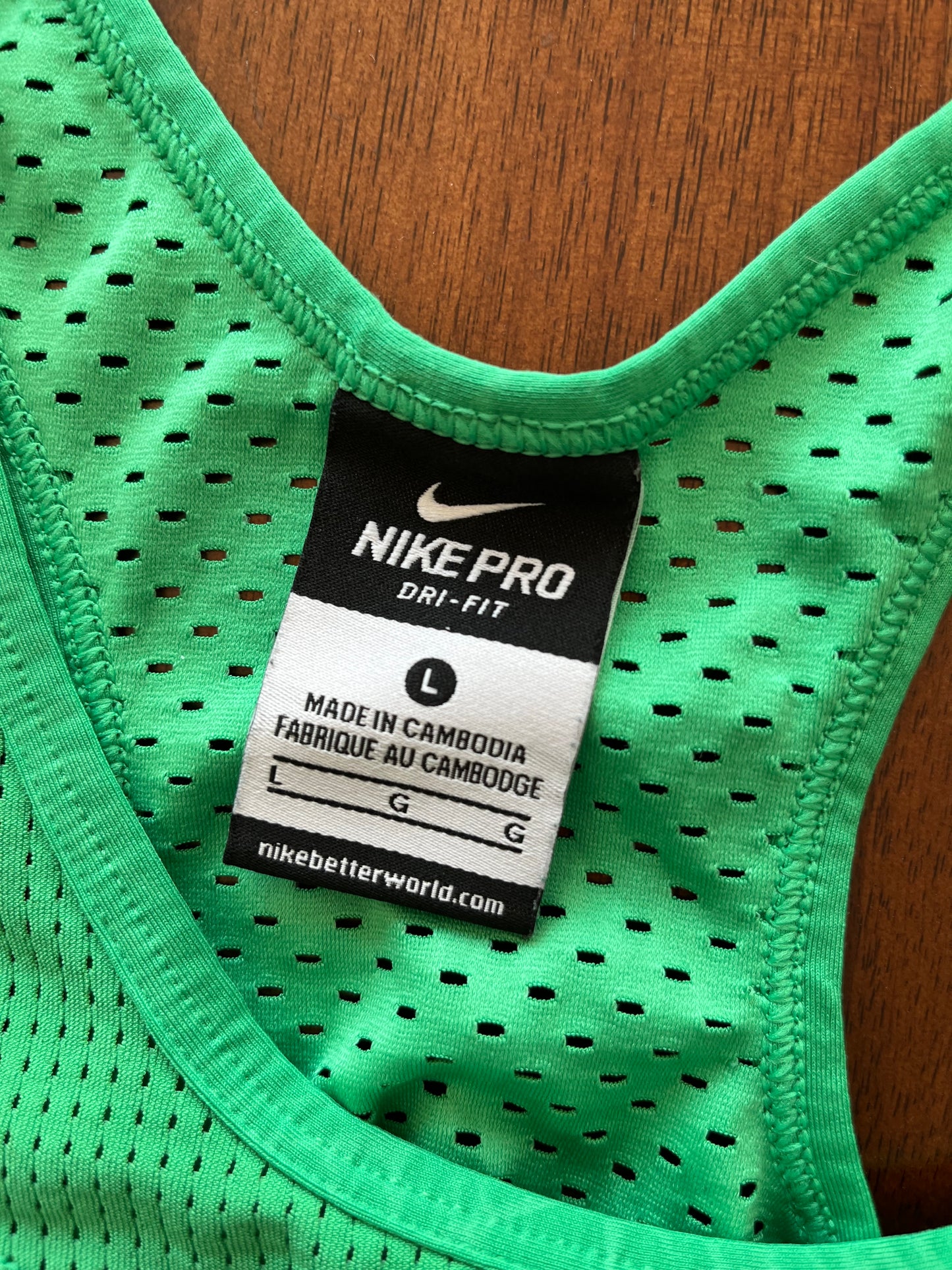 Camisole Nike - Étiquette de taille et marque