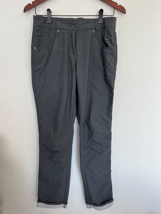 Pantalon Nike - Vue avant sur fond blanc