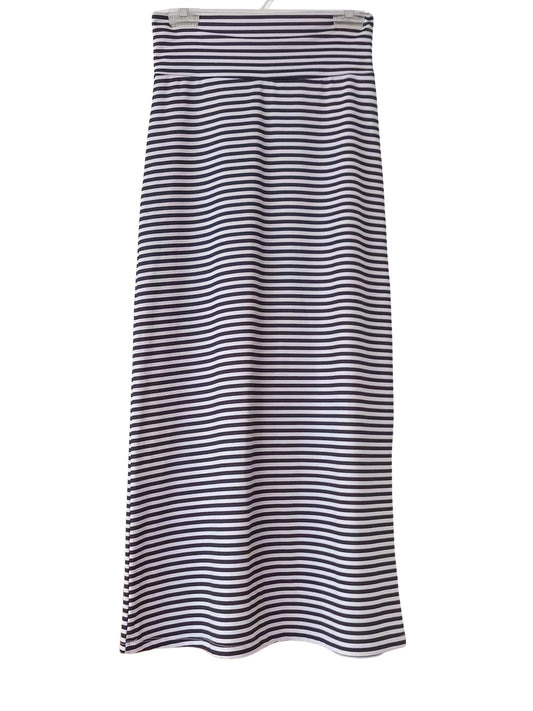 Jupe maxi à rayures noires et blanches