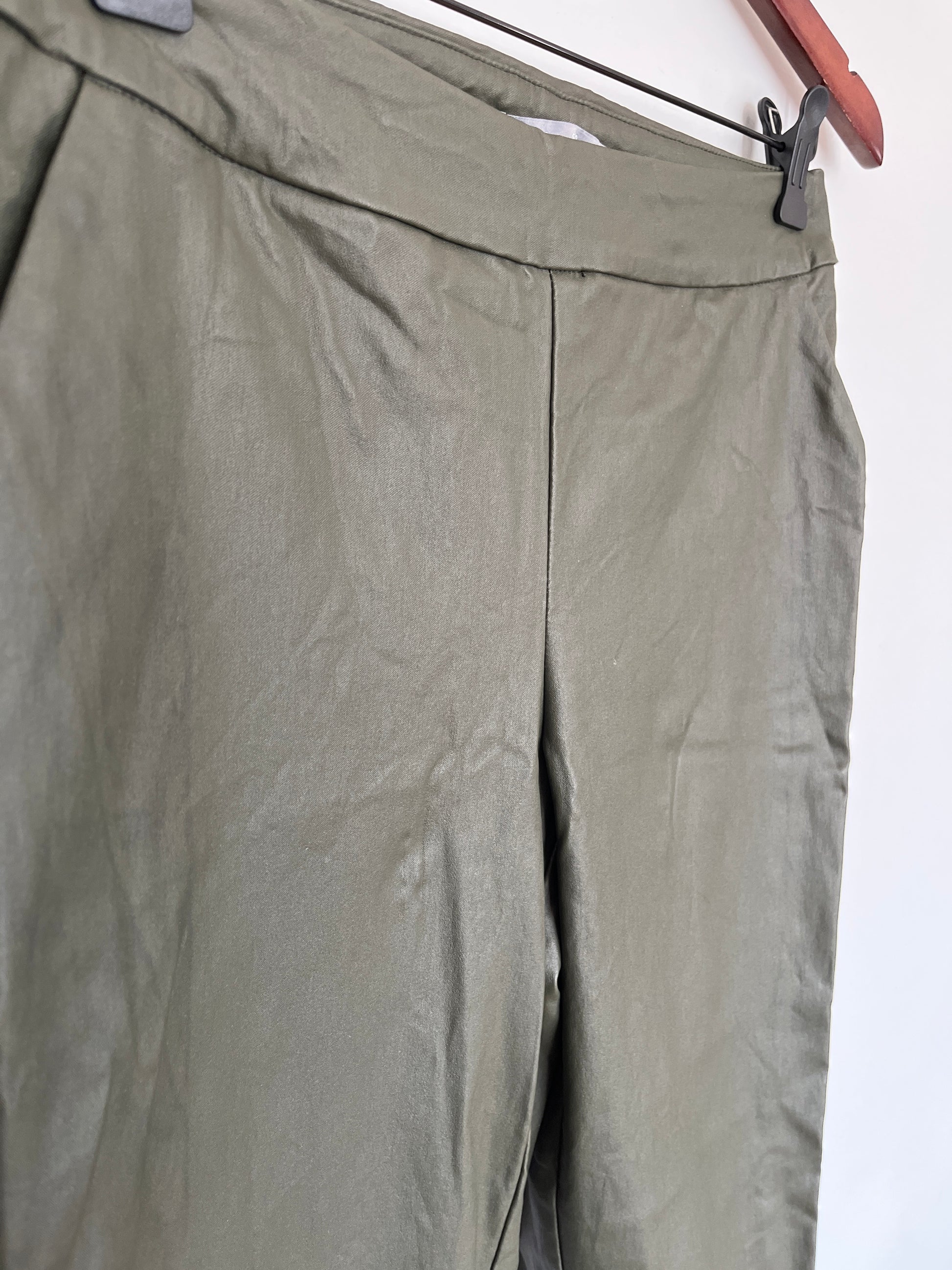 Pantalon I Love Tyler Madison - Vue de proche