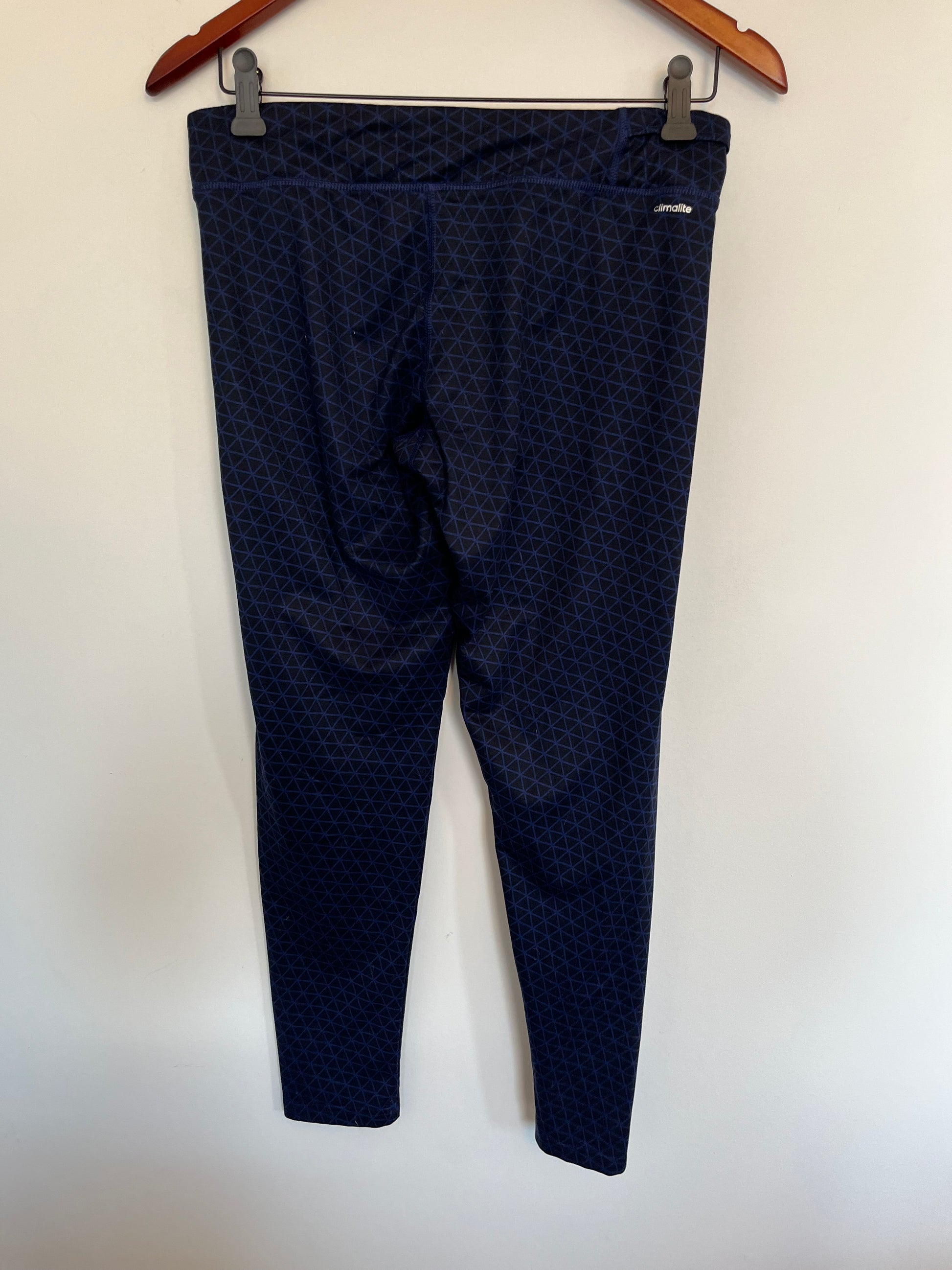 Leggings Adidas Climalite - Vue arrière sur fond blanc