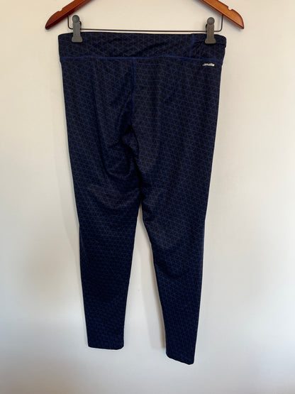 Leggings Adidas Climalite - Vue arrière sur fond blanc