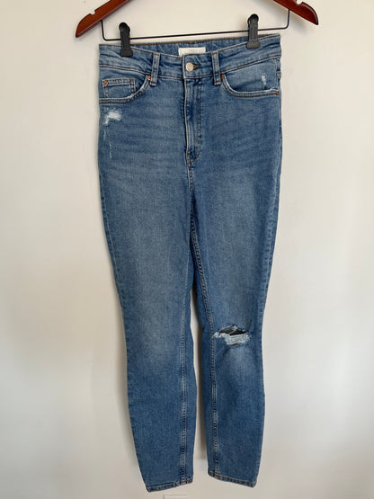 Jeans H&M - Vue avant sur fond blanc