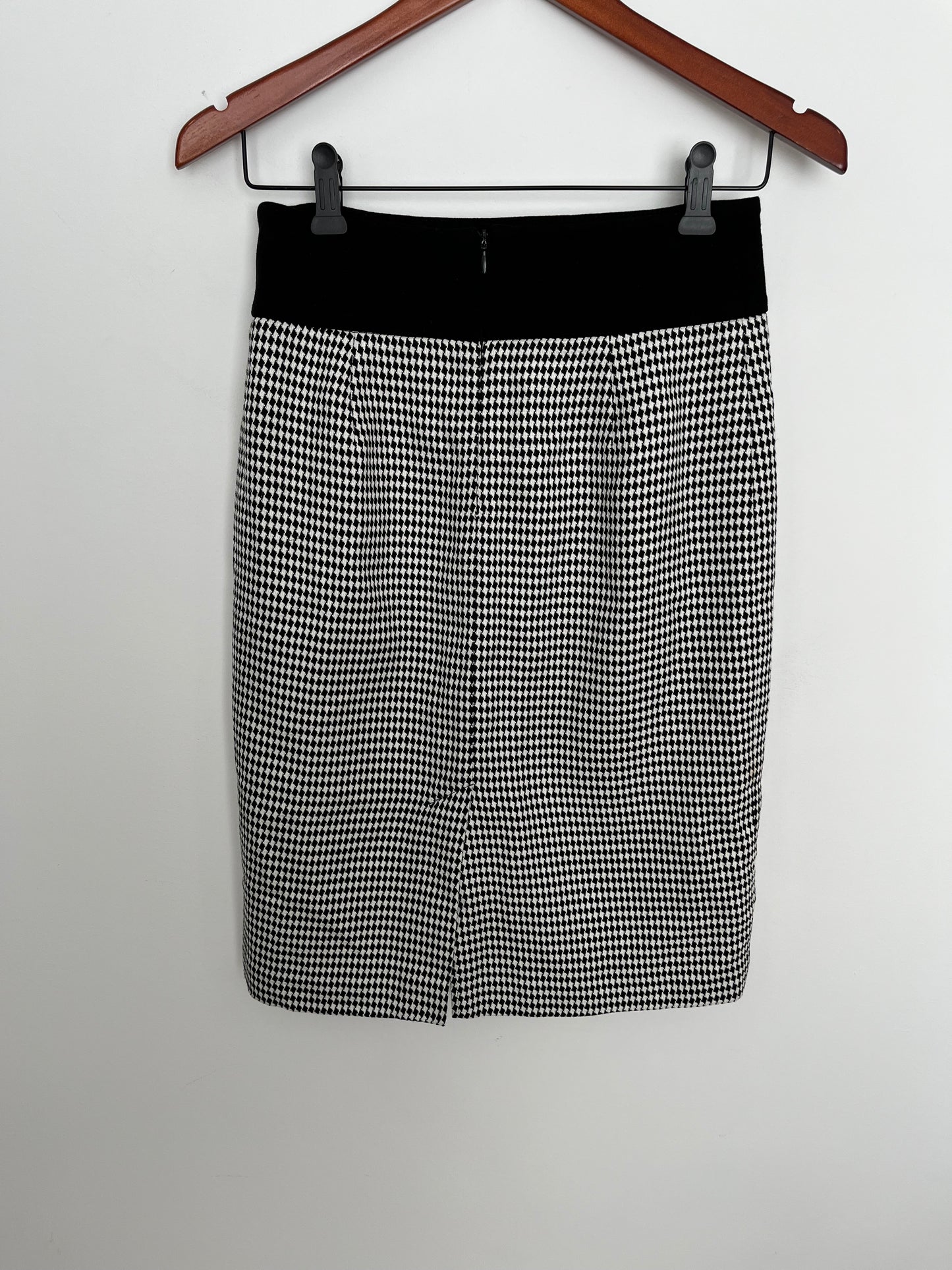 Jupe Tristan - Vue arrière sur fond blanc