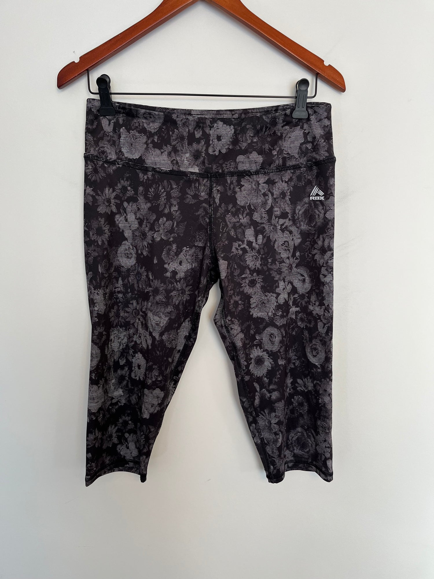 Leggings RBX - Vue avant sur fond blanc