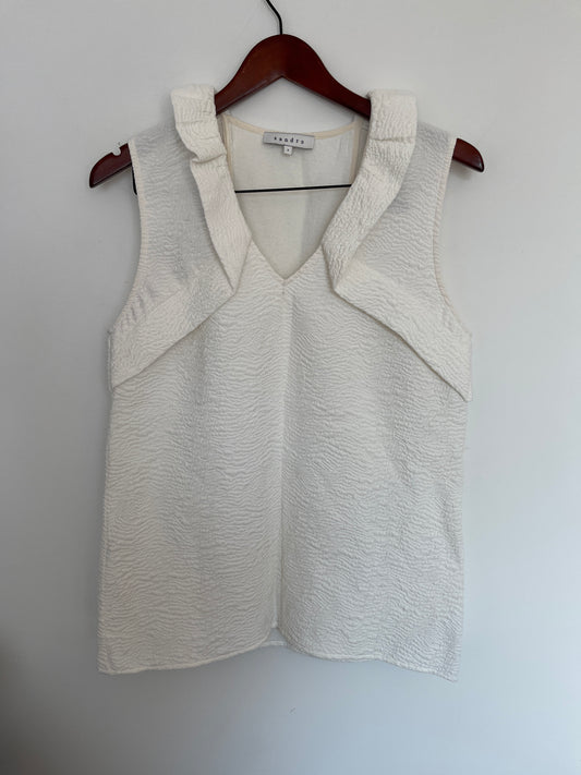 Camisole Sandro - Vue avant sur fond blanc