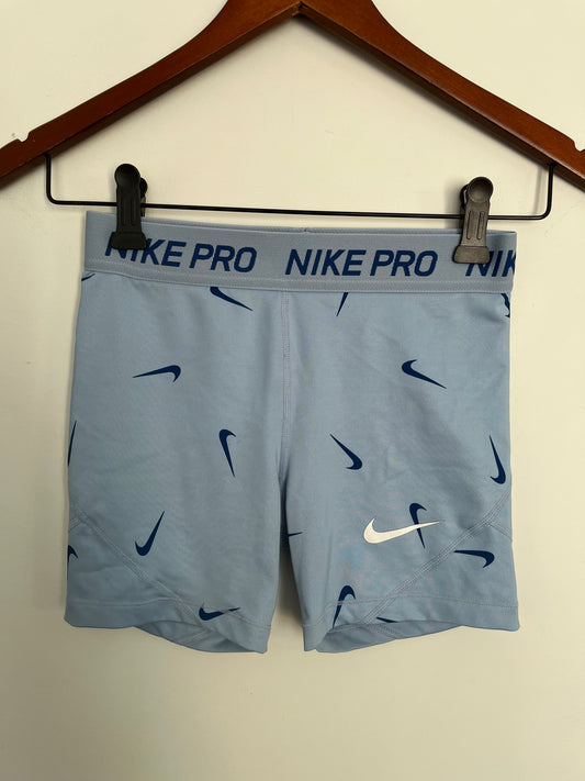 Short Nike - Vue avant sur fond blanc