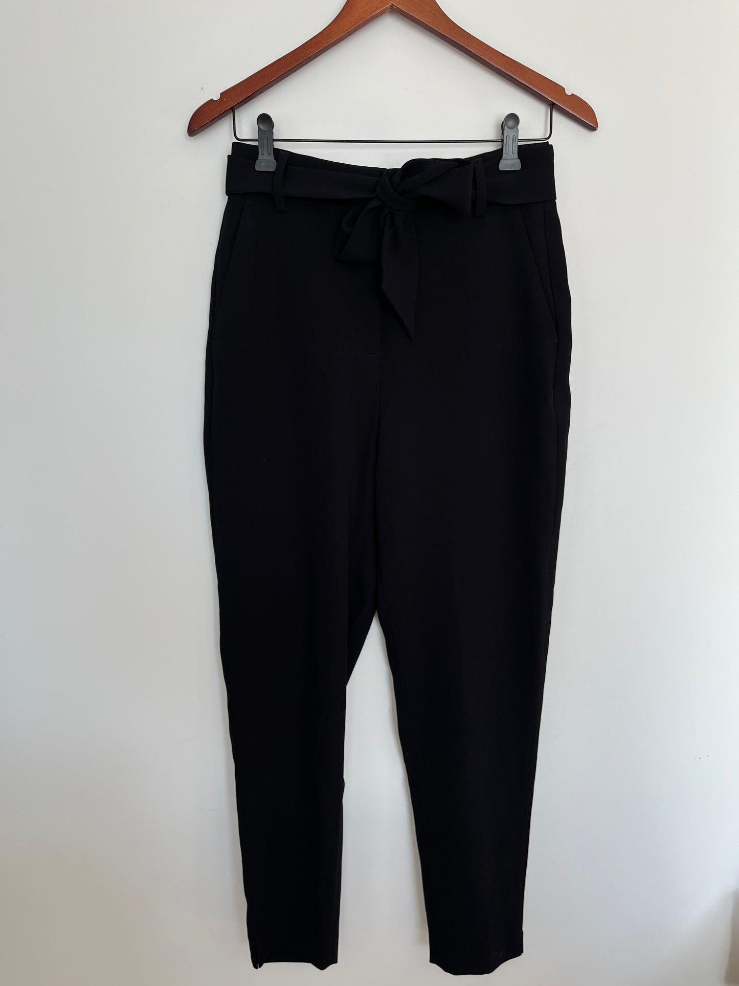 Pantalon RW&CO - Vue avant sur fond blanc