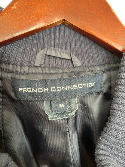 Manteau French Connection - Étiquette de marque et taille